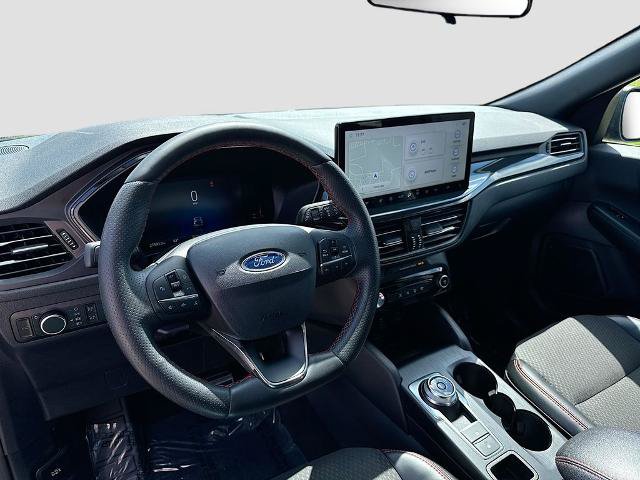 Certified 2024 Ford Escape ST-Line w/ Tech Pack #1 AWD/4WD image 9