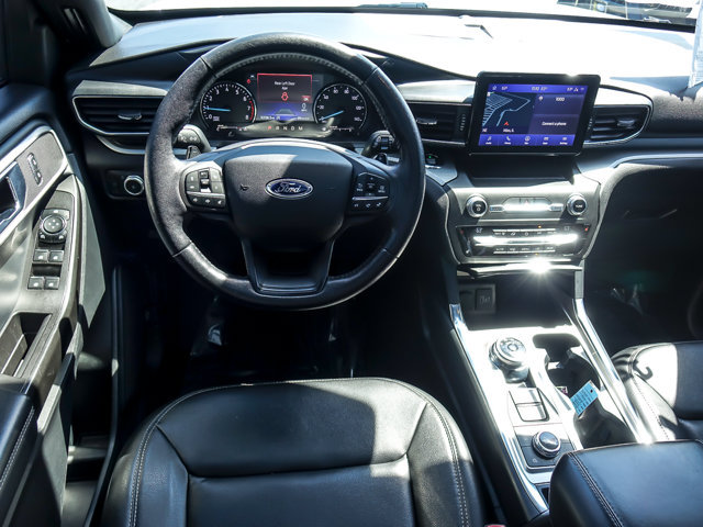 Certified 2020 Ford Explorer XLT w/ Equipment Group 202A AWD/4WD image 16