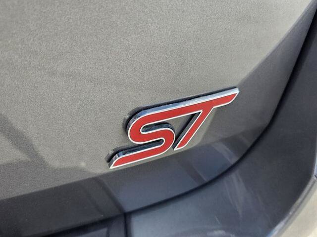 Certified 2025 Ford Explorer ST AWD/4WD image 11