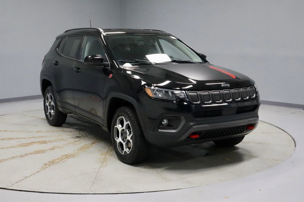 Used 2022 Jeep Compass Trailhawk image 7