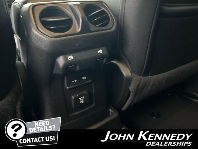 Used 2019 Jeep Wrangler Unlimited Sahara AWD/4WD image 42