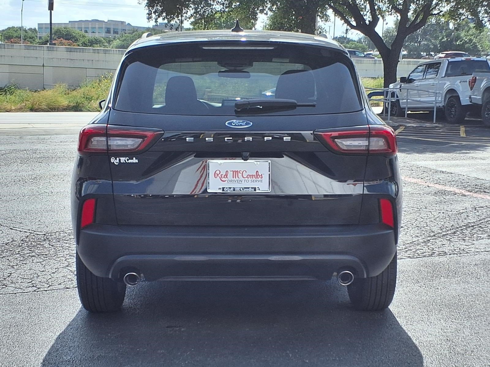 Certified 2025 Ford Escape ST-Line FWD image 7