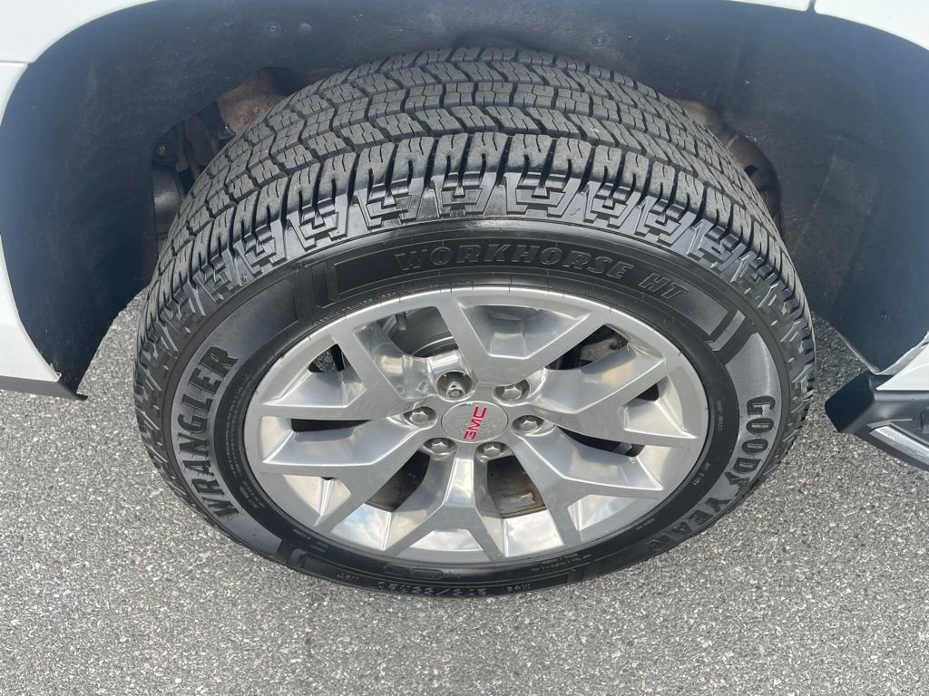 Used 2019 GMC Yukon SLE w/ SLE Value Package image 12