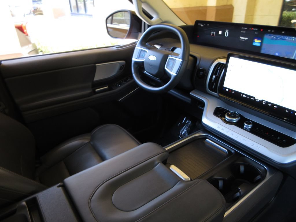 Certified 2025 Ford Expedition Max Active RWD image 18