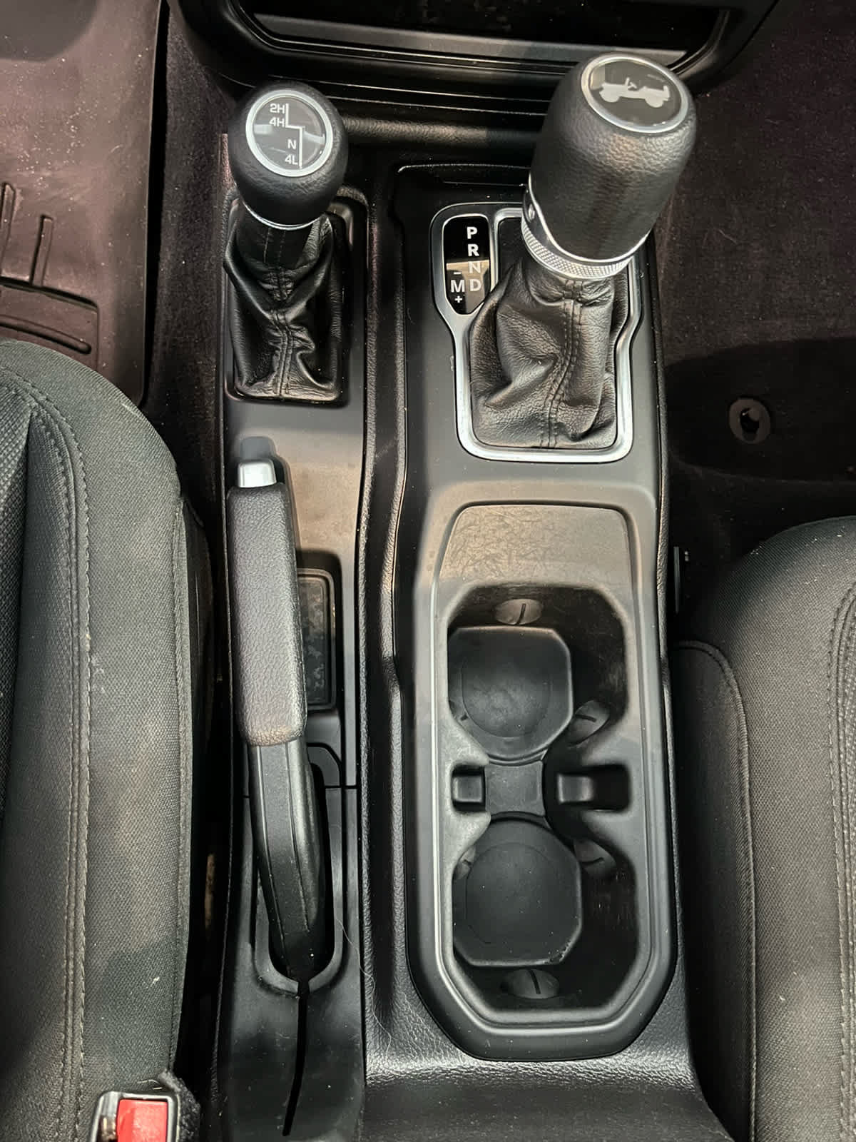 Used 2021 Jeep Wrangler Sport AWD/4WD image 27