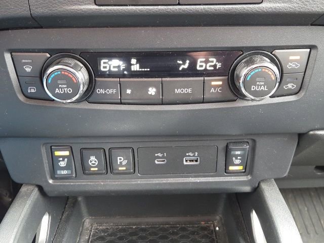 Used 2022 Nissan Frontier SV AWD/4WD image 25