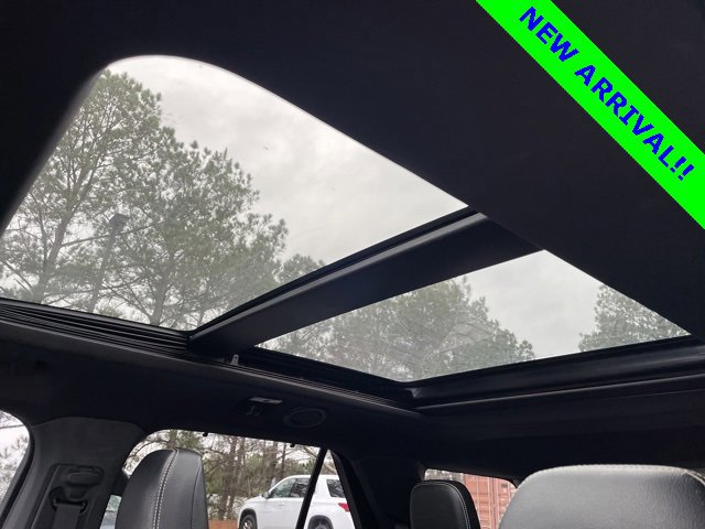 Certified 2020 Ford Explorer ST w/ Premium Technology Package image 9