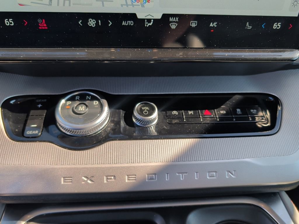 Certified 2025 Ford Expedition Max Active RWD image 13