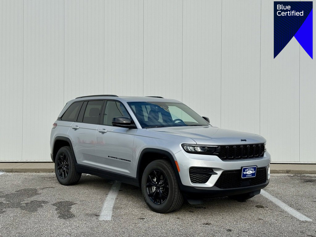 Used 2024 Jeep Grand Cherokee Altitude