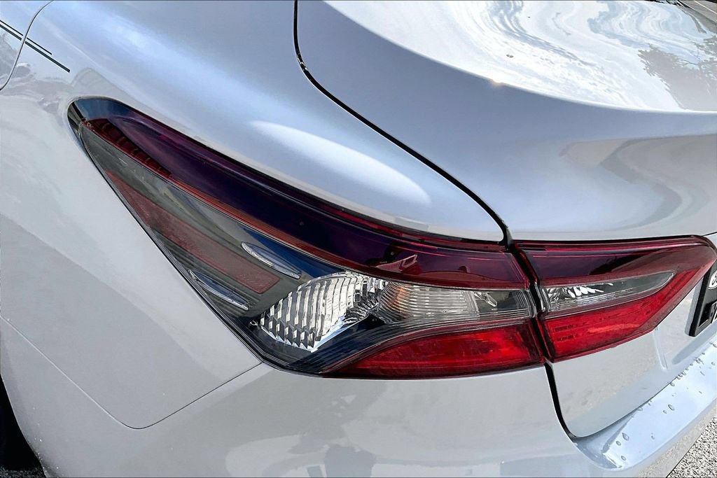 Used 2024 Toyota Camry LE w/ Convenience Package FWD image 29