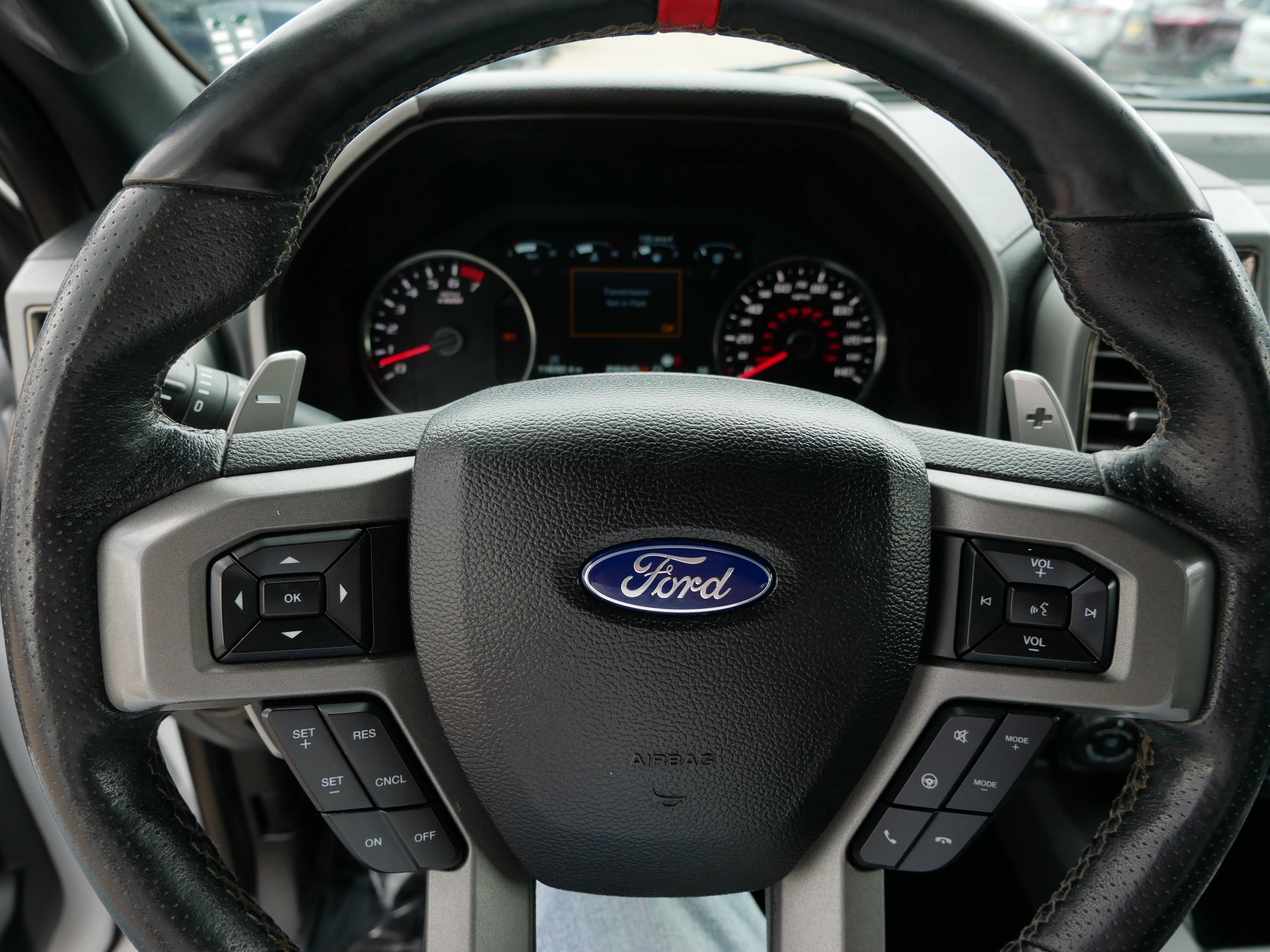 Certified 2017 Ford F150 Raptor w/ Equipment Group 802A Luxury AWD/4WD image 25