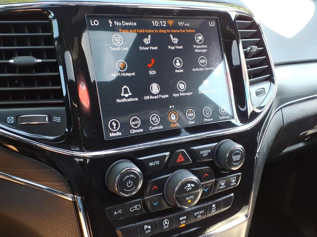 Used 2021 Jeep Grand Cherokee Limited AWD/4WD image 12
