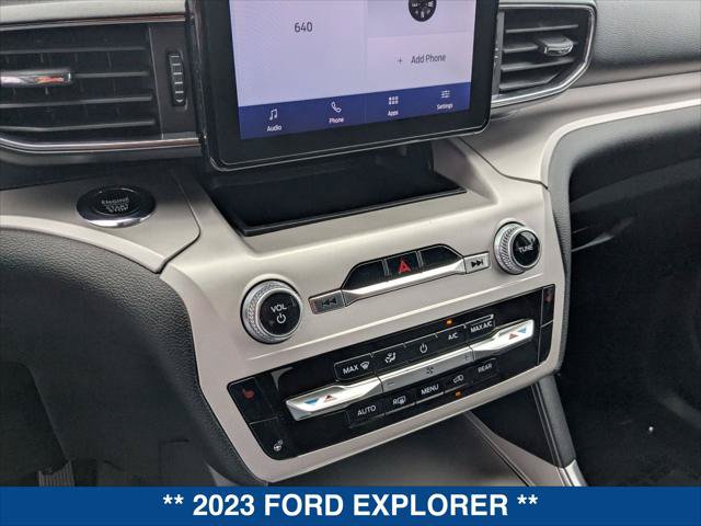 Certified 2023 Ford Explorer XLT w/ Equipment Group 202A RWD image 17