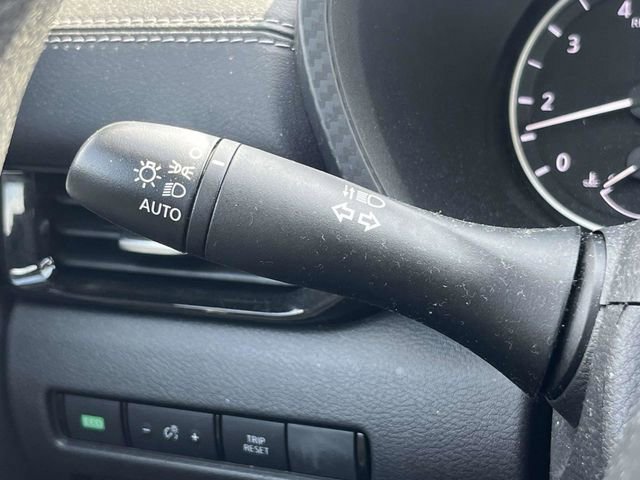 Used 2025 Nissan Sentra SV image 24