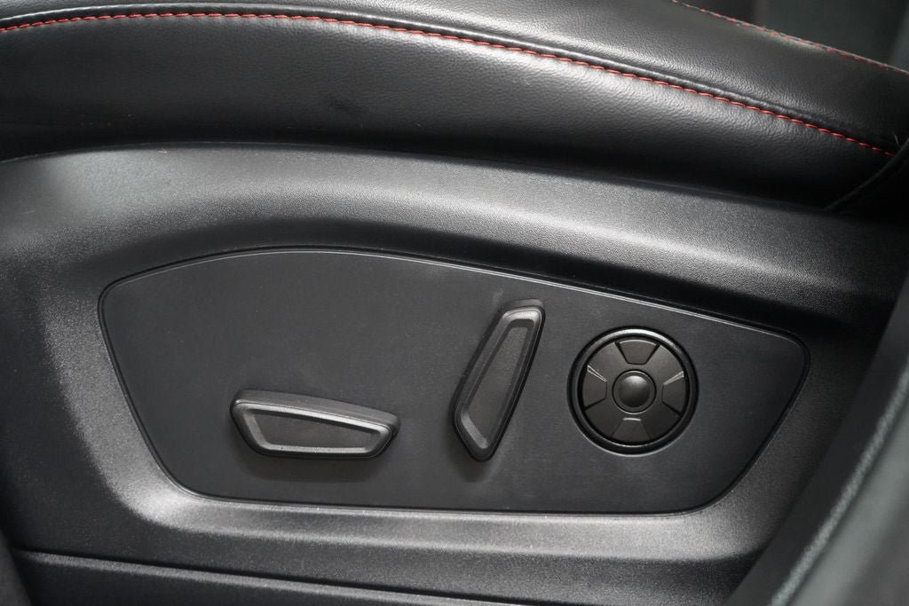 Certified 2025 Ford Explorer ST AWD/4WD image 14