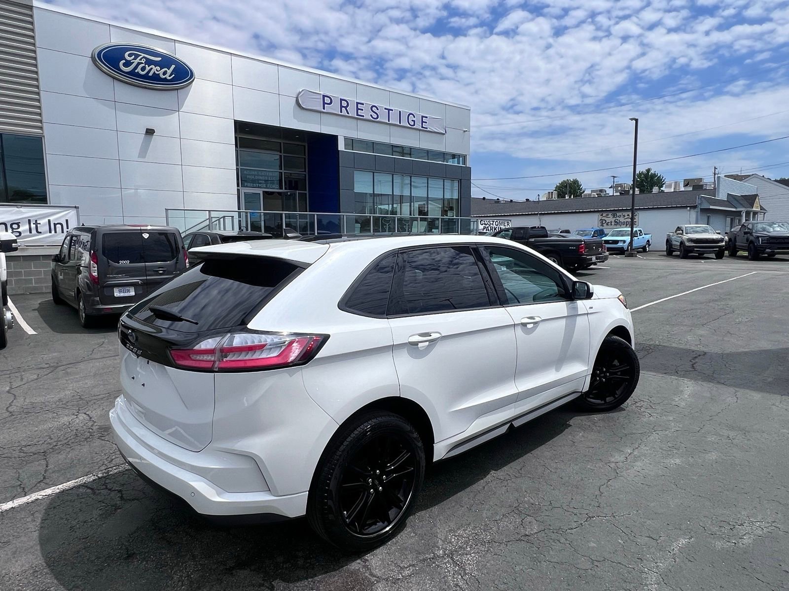 Certified 2023 Ford Edge ST-Line AWD/4WD image 17