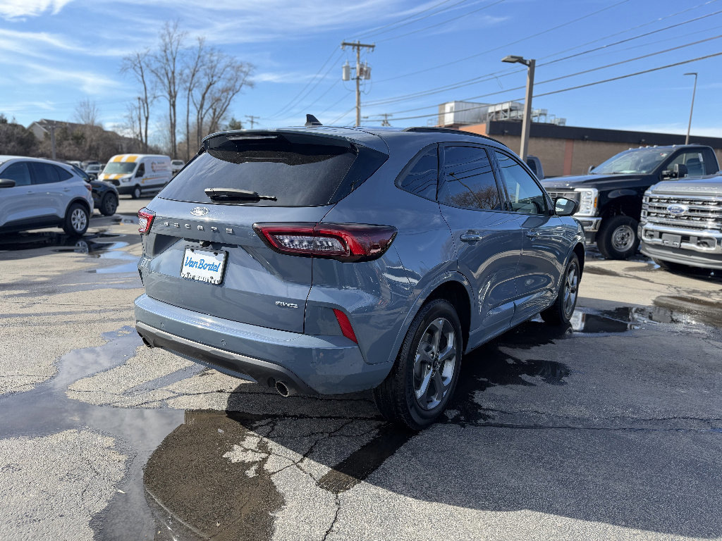 Certified 2024 Ford Escape ST-Line w/ Tech Pack #1 image 5