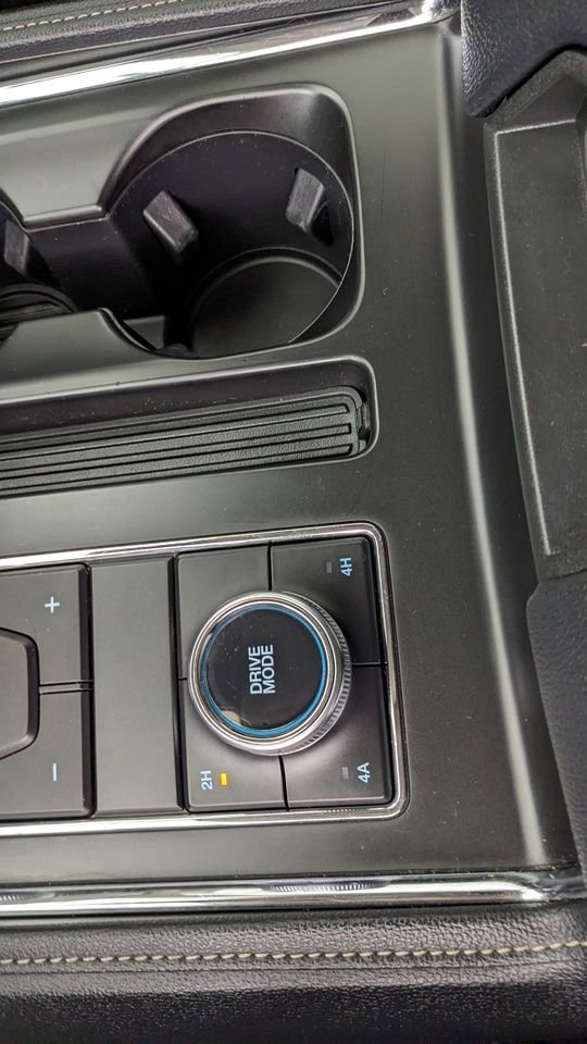 Certified 2024 Ford Expedition XLT image 33