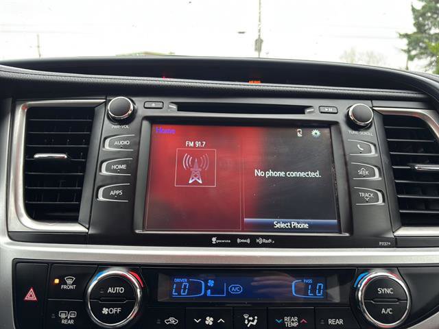 Used 2017 Toyota Highlander Plus w/ Protection Package #3 AWD/4WD image 22