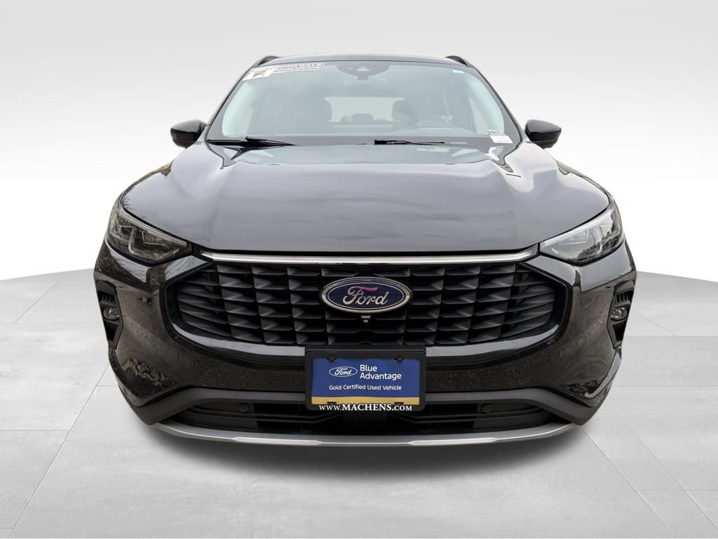 Certified 2024 Ford Escape SE w/ PHEV Premium Package image 8