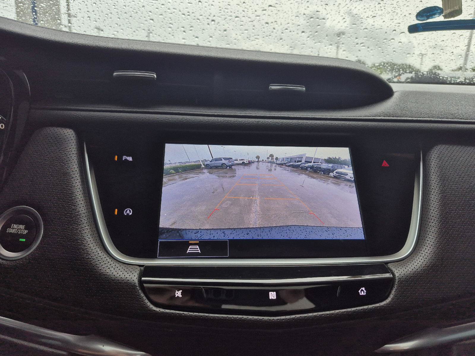 Used 2021 Cadillac XT5 Premium Luxury w/ LPO, Floor Liner Package FWD image 6