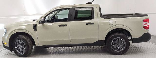 Certified 2025 Ford Maverick XLT w/ Equipment Group 302A AWD/4WD image 5