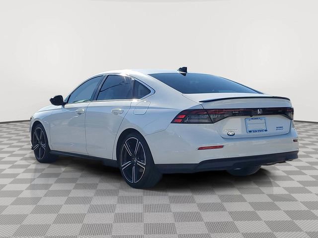 Used 2025 Honda Accord Sport image 3