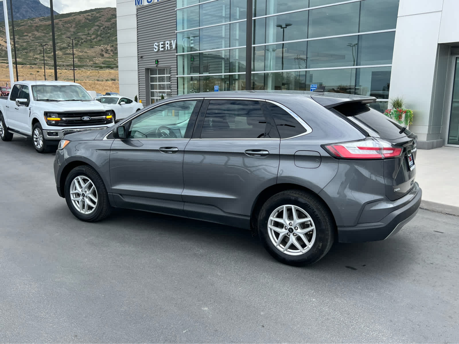 Certified 2024 Ford Edge SEL AWD/4WD image 11