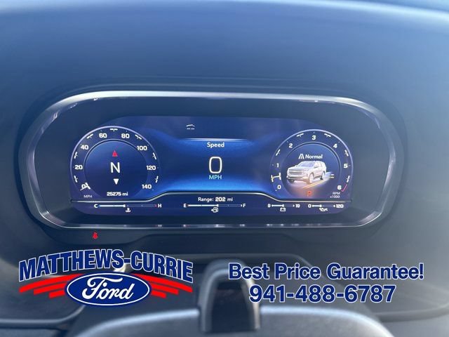 Used 2024 Chevrolet Tahoe High Country w/ Advanced Technology Package RWD image 9