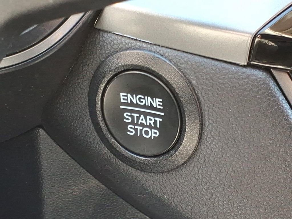 Certified 2023 Ford Escape Active AWD/4WD image 25
