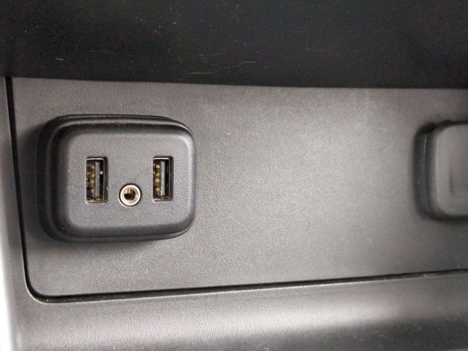 Used 2019 Chevrolet Colorado W/T w/ WT Convenience Package image 33