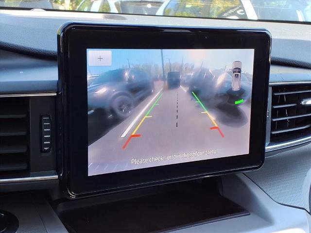 Certified 2023 Ford Explorer XLT w/ Equipment Group 202A AWD/4WD image 15