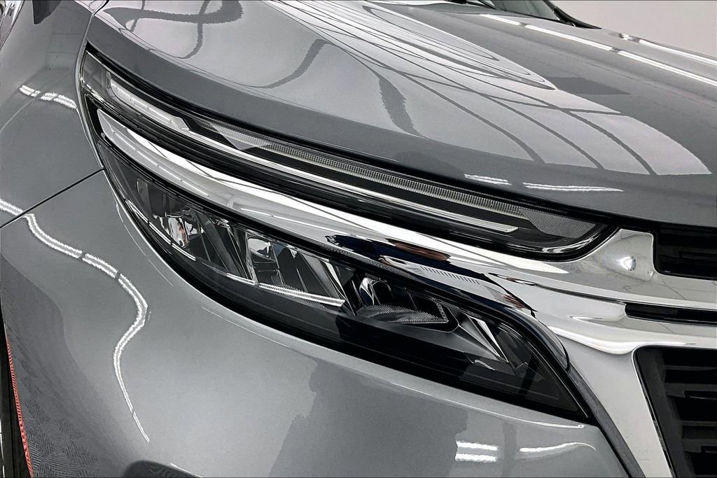 Used 2024 Chevrolet Equinox LT image 29