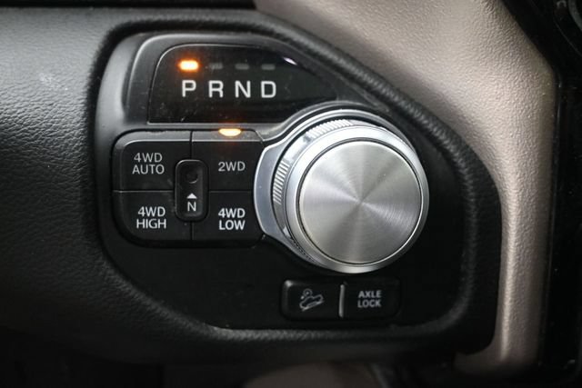 Used 2019 RAM 1500 Laramie AWD/4WD image 12