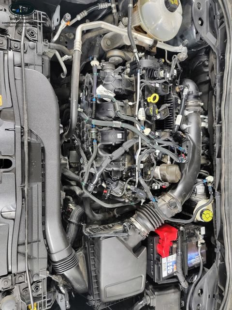 Certified 2022 Ford Escape Titanium w/ Titanium Elite Package AWD/4WD image 38