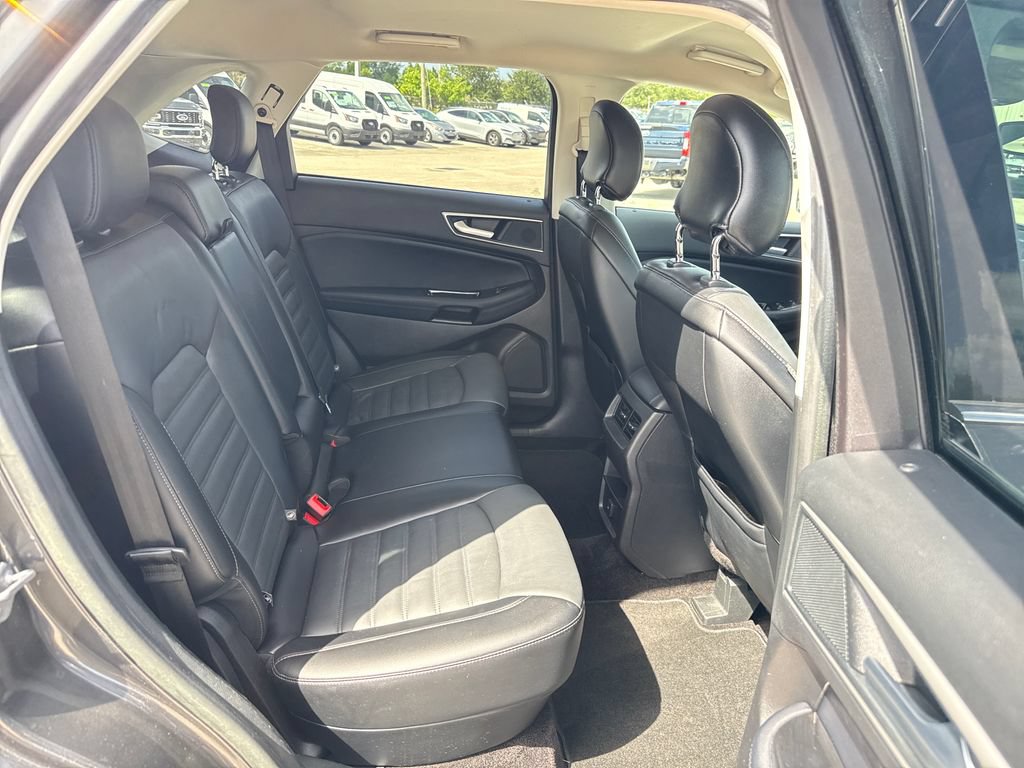 Certified 2018 Ford Edge SEL w/ Equipment Group 201A FWD image 24