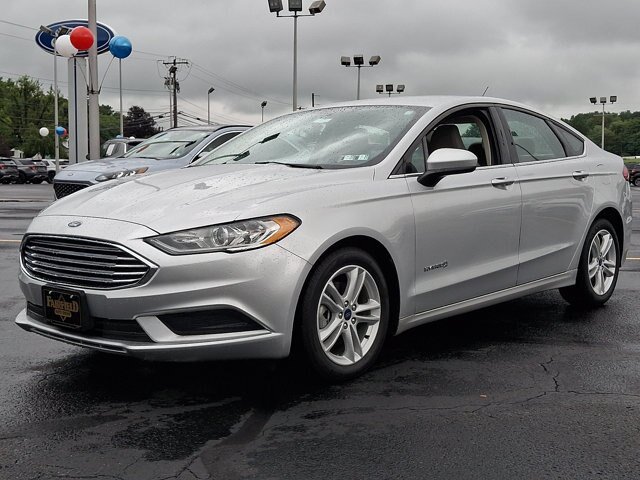 Certified 2018 Ford Fusion S FWD image 3