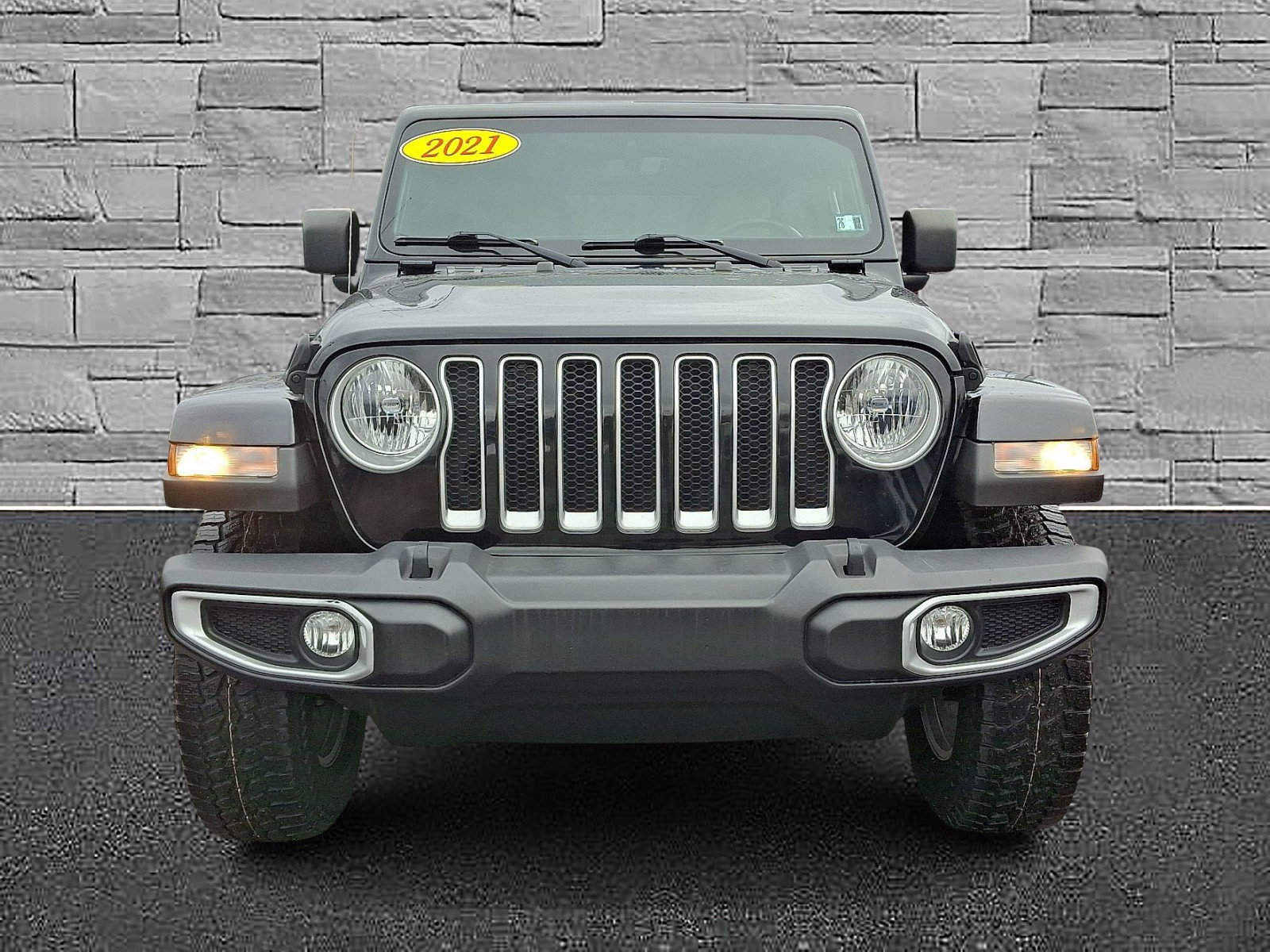 Used 2021 Jeep Wrangler Unlimited Sahara image 3