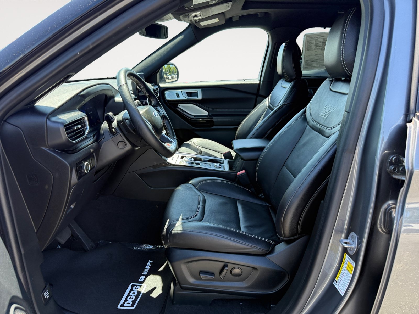 Certified 2023 Ford Explorer ST w/ Equipment Group 401A AWD/4WD image 10
