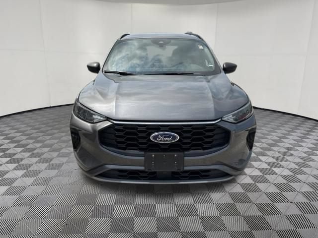 Certified 2024 Ford Escape ST-Line AWD/4WD image 14