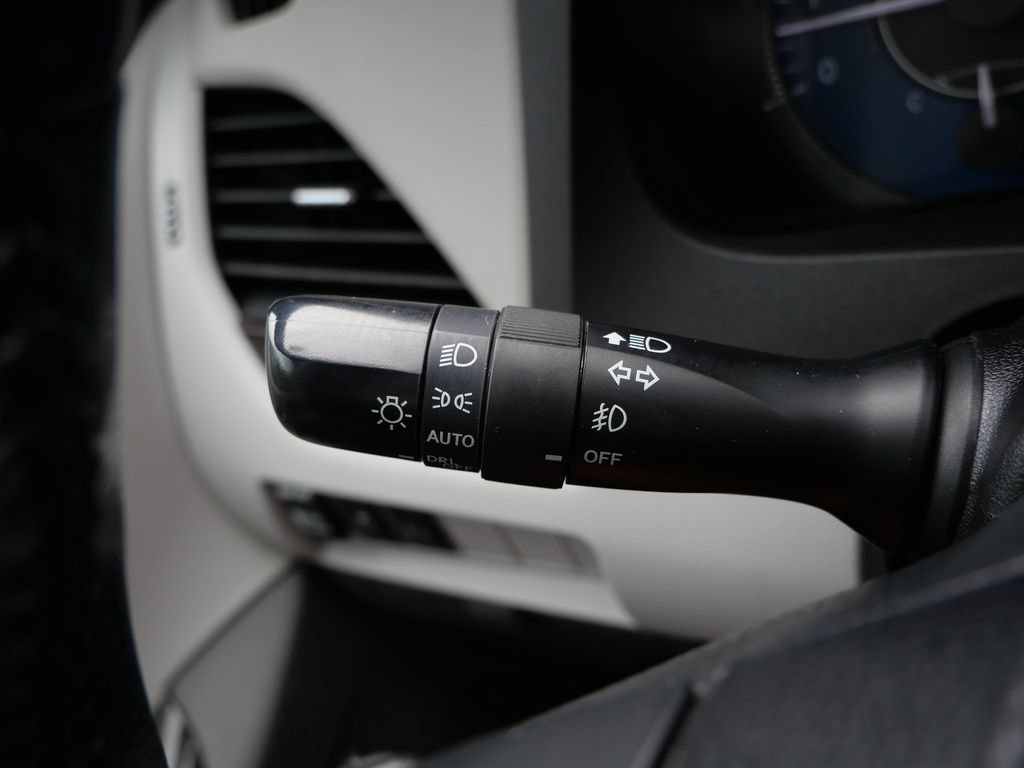 Used 2018 Toyota Sienna XLE w/ XLE Navigation Package AWD/4WD image 25