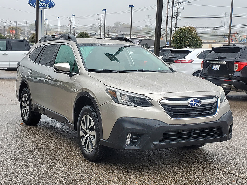 Used 2020 Subaru Outback Premium w/ Popular Package #1 AWD/4WD image 3