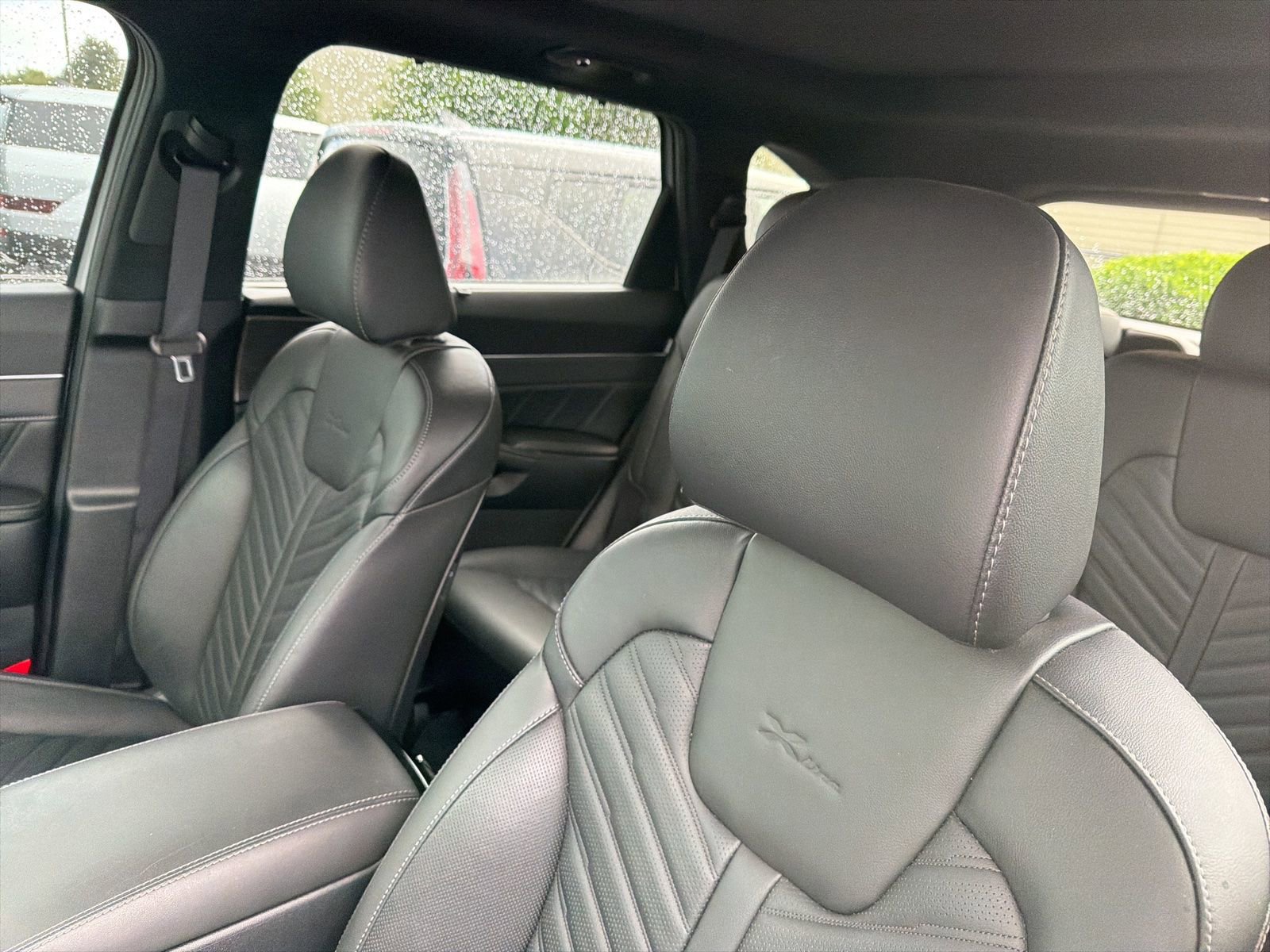 Used 2025 Kia Sorento SX Prestige image 21