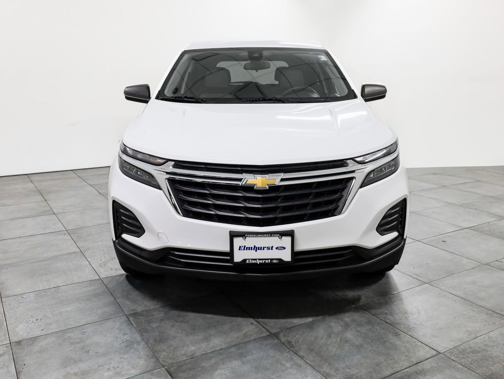 Used 2022 Chevrolet Equinox LS w/ LS Convenience Package image 2