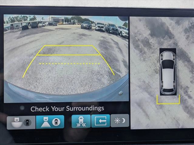 Used 2024 Honda Pilot TrailSport image 12