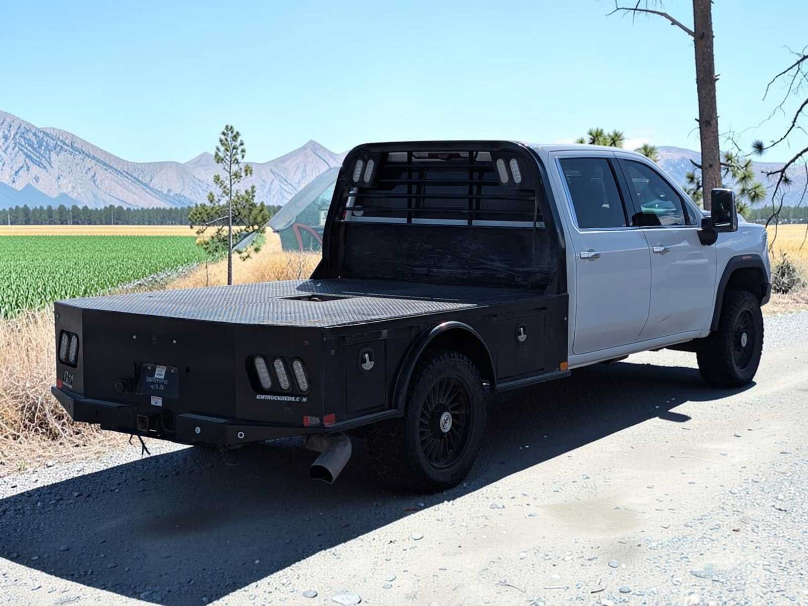 Used 2021 GMC Sierra 3500 Denali w/ Technology Package AWD/4WD image 6