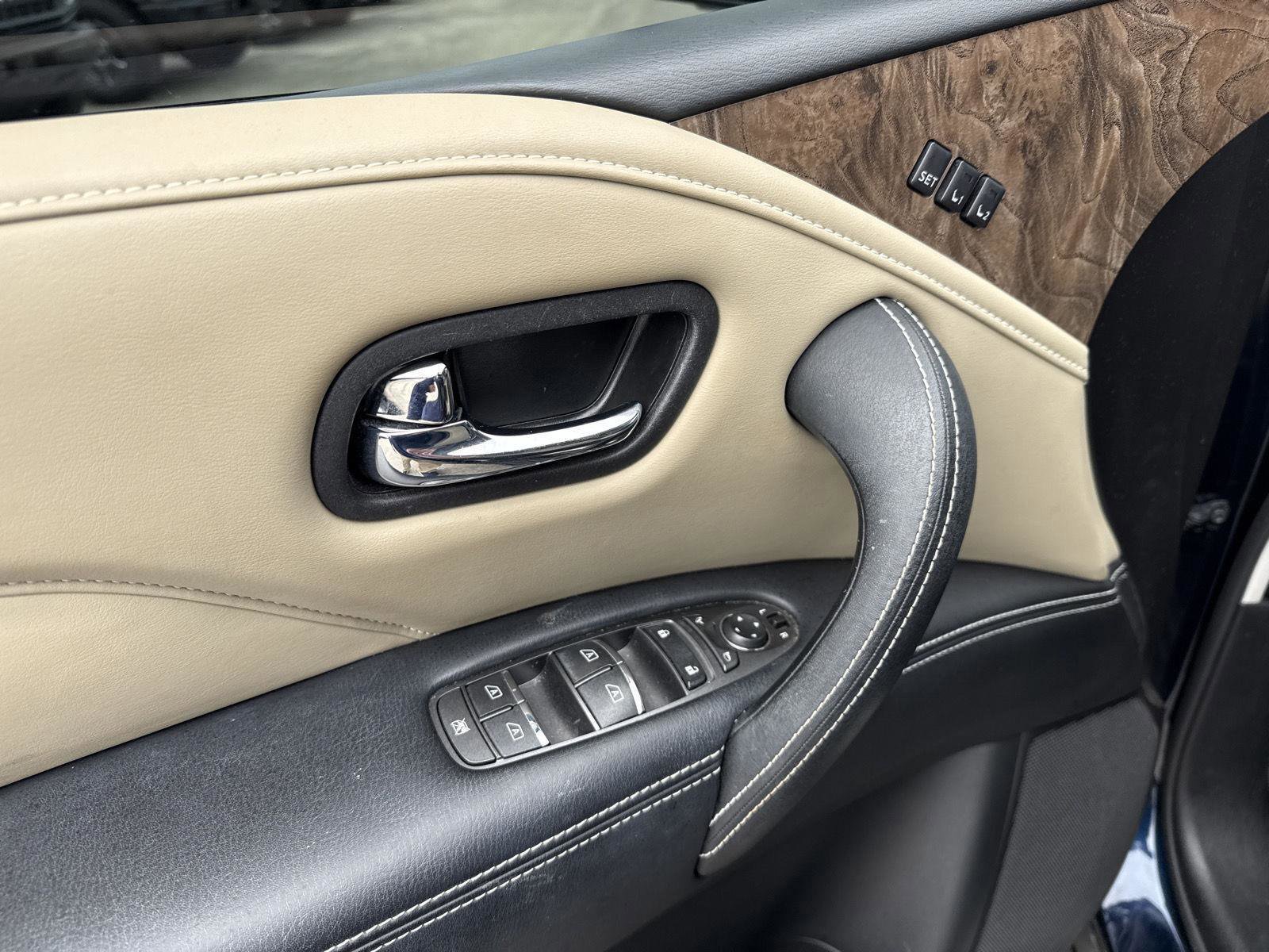 Used 2023 INFINITI QX80 Premium Select w/ Cargo Package image 28