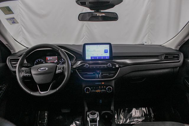 Certified 2022 Ford Escape SEL w/ SEL Stealth AWD Package image 24