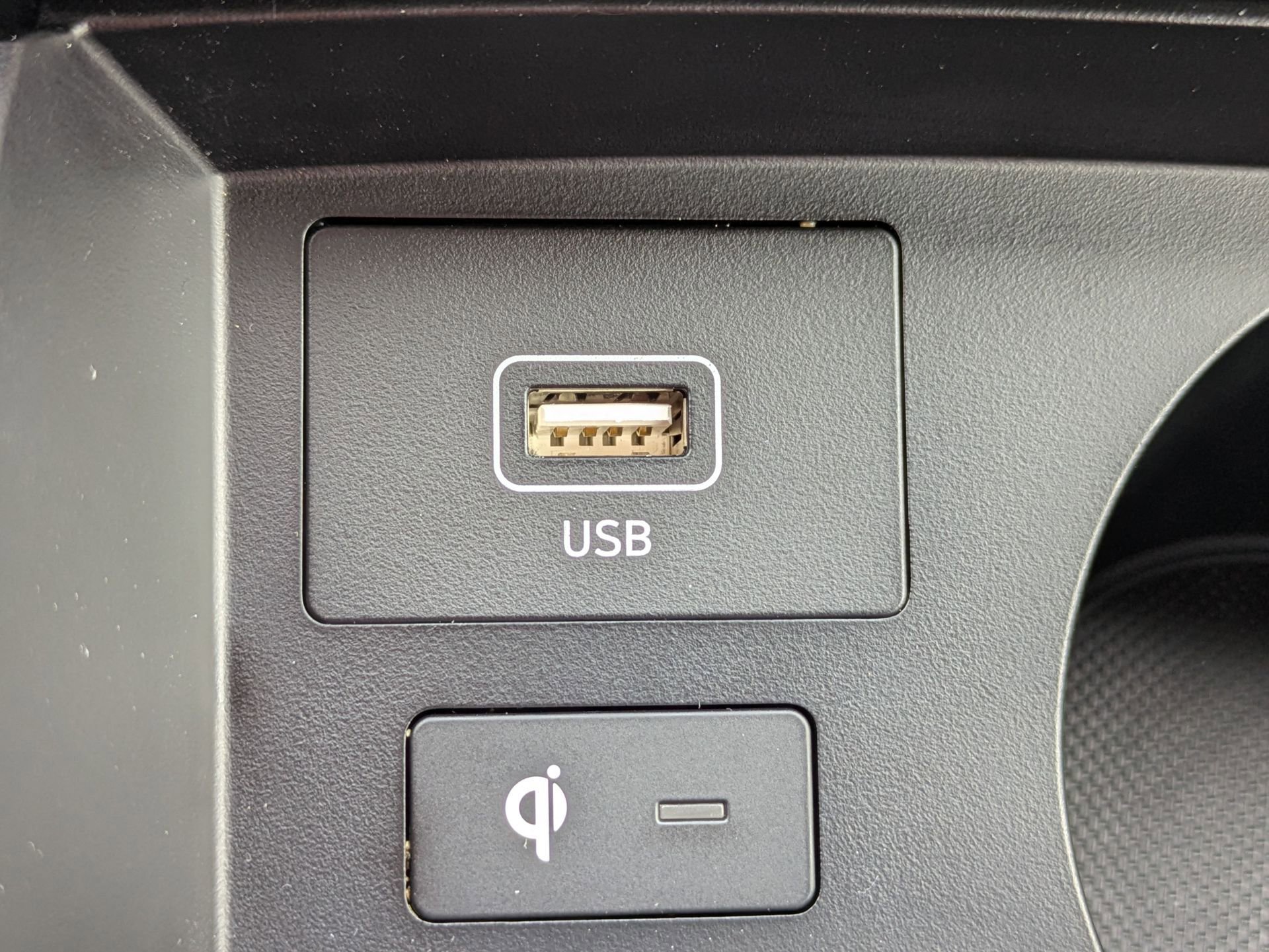 Used 2023 Hyundai Santa Fe SEL image 24