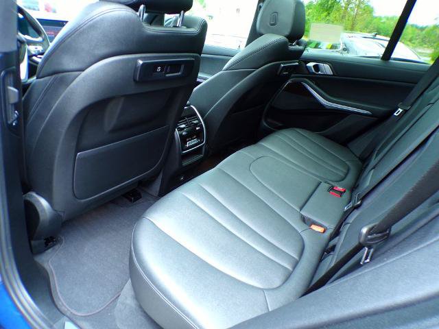 Used 2019 BMW X5 xDrive40i w/ Convenience Package AWD/4WD image 19